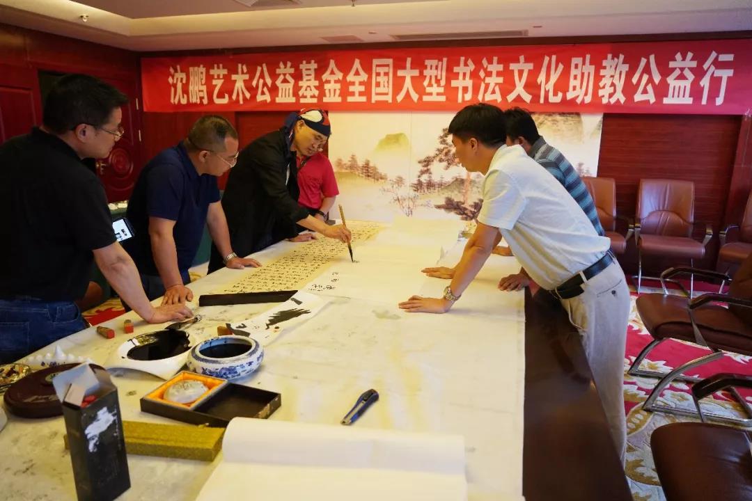 全国大型书法文化助教公益行走进龙胜 (8).jpg